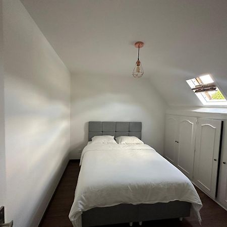 Appartement Calme Moderne Proche De Disneyland Wifi & Cafe Gratuit & Arrivee Autonome 布西圣乔治 外观 照片