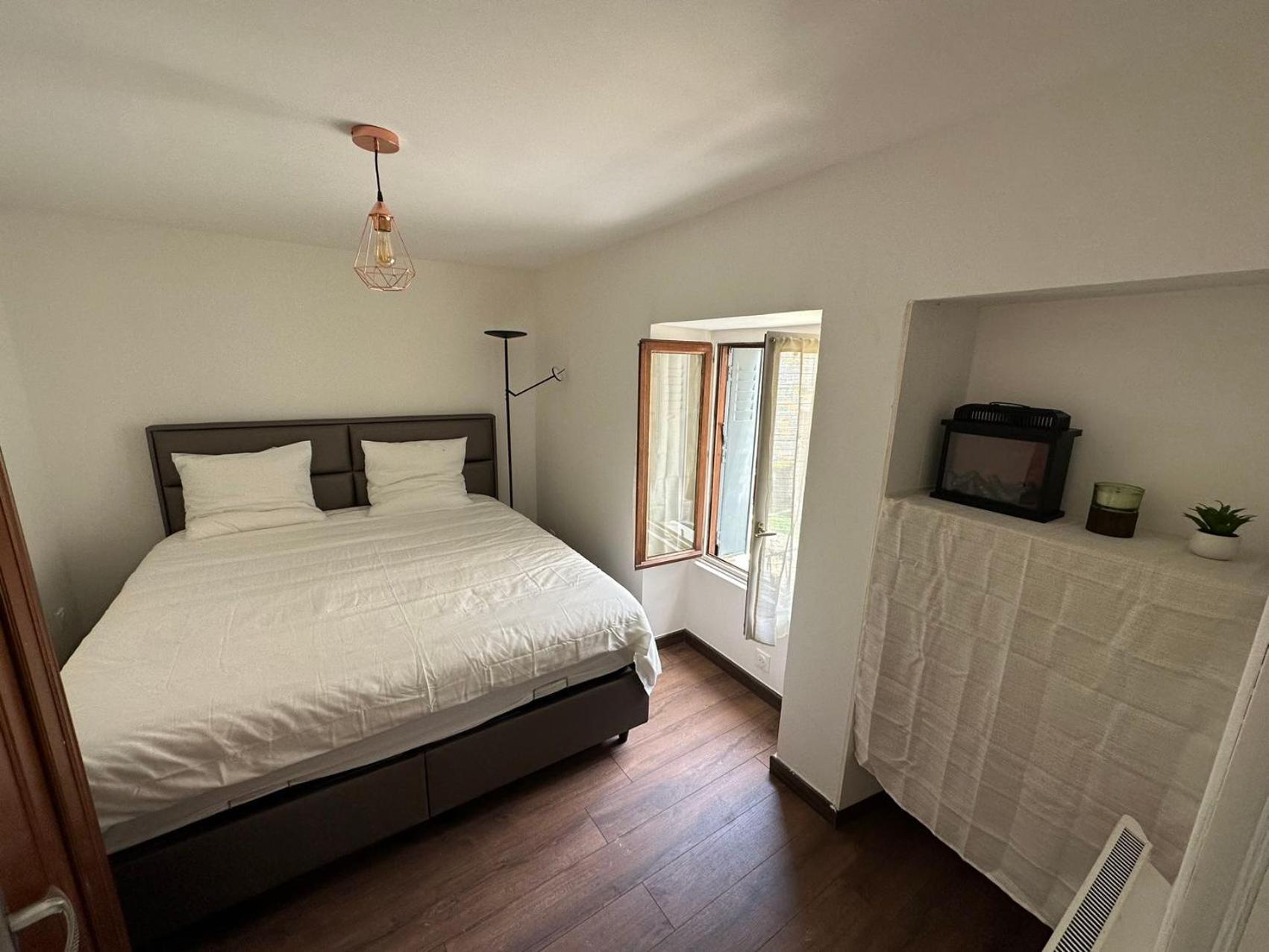 Appartement Calme Moderne Proche De Disneyland Wifi & Cafe Gratuit & Arrivee Autonome 布西圣乔治 外观 照片