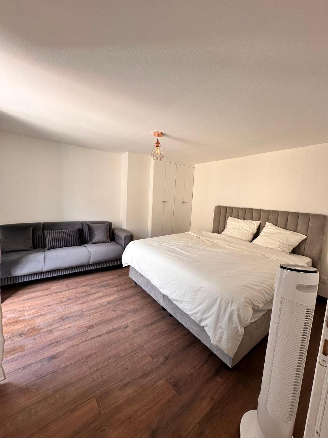 Appartement Calme Moderne Proche De Disneyland Wifi & Cafe Gratuit & Arrivee Autonome 布西圣乔治 外观 照片