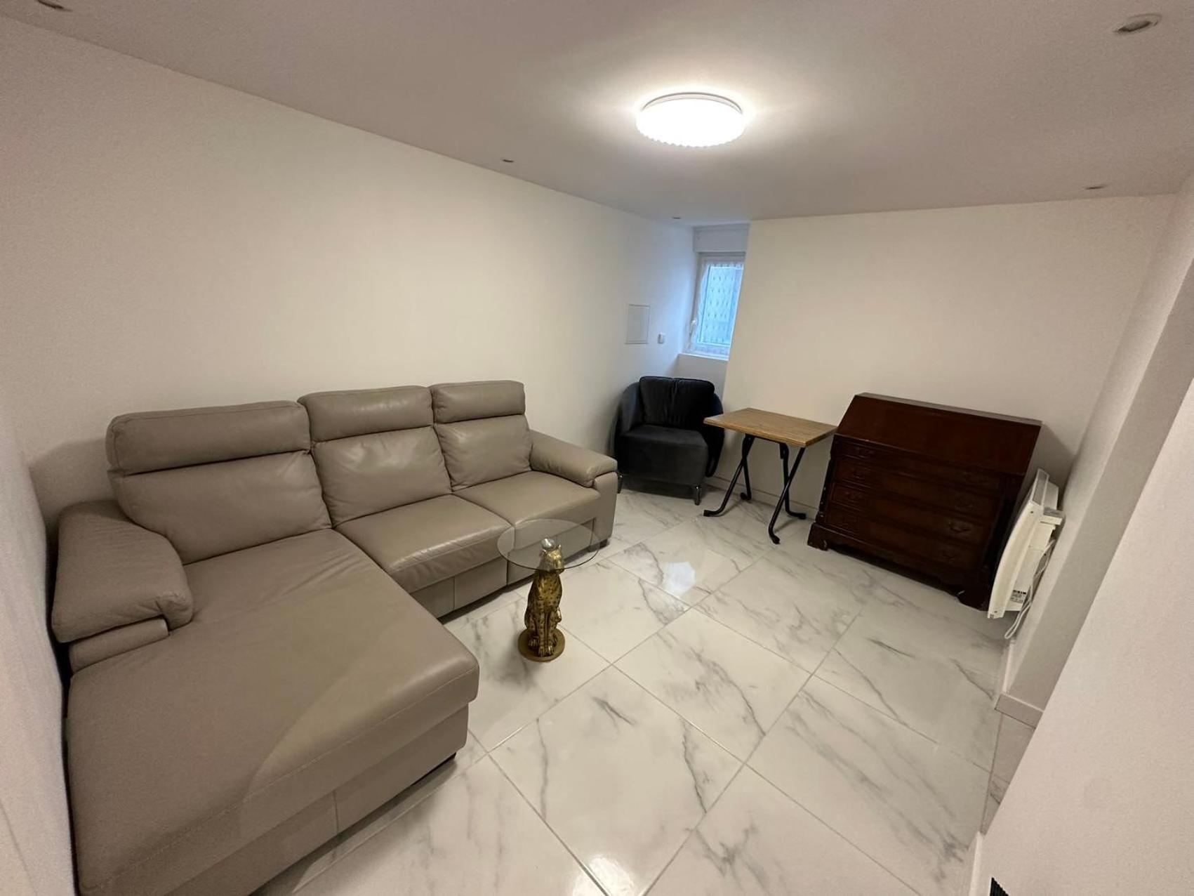 Appartement Calme Moderne Proche De Disneyland Wifi & Cafe Gratuit & Arrivee Autonome 布西圣乔治 外观 照片