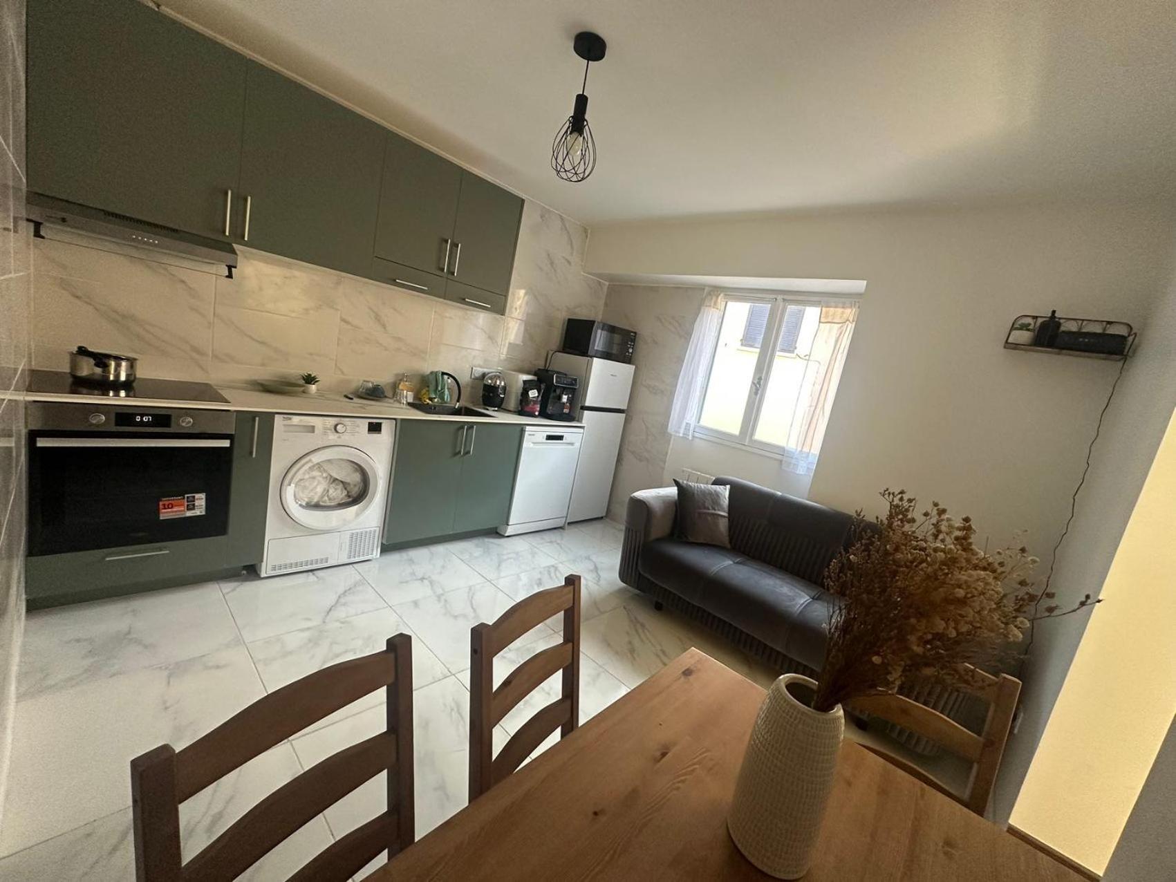 Appartement Calme Moderne Proche De Disneyland Wifi & Cafe Gratuit & Arrivee Autonome 布西圣乔治 外观 照片