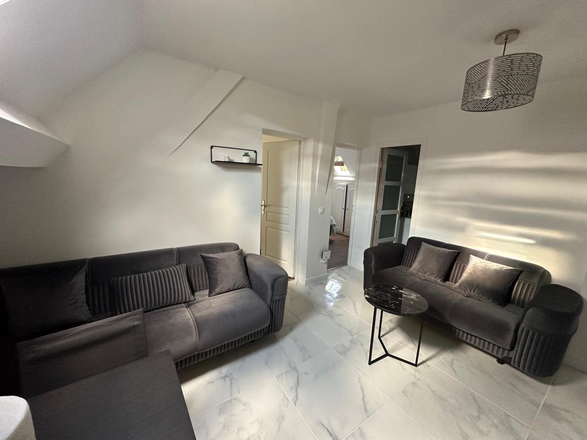 Appartement Calme Moderne Proche De Disneyland Wifi & Cafe Gratuit & Arrivee Autonome 布西圣乔治 外观 照片